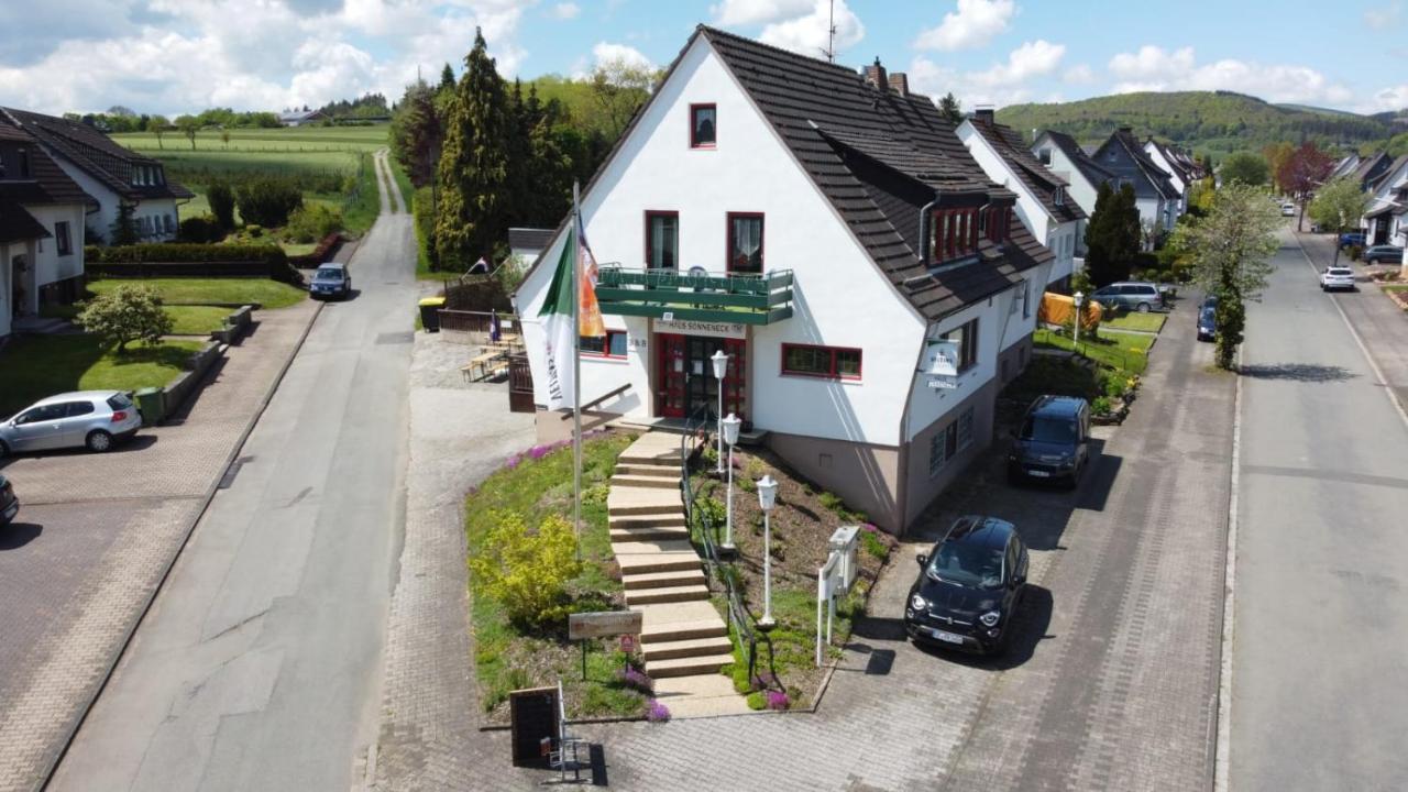 Haus Sonneneck Hotel Medebach Exterior photo