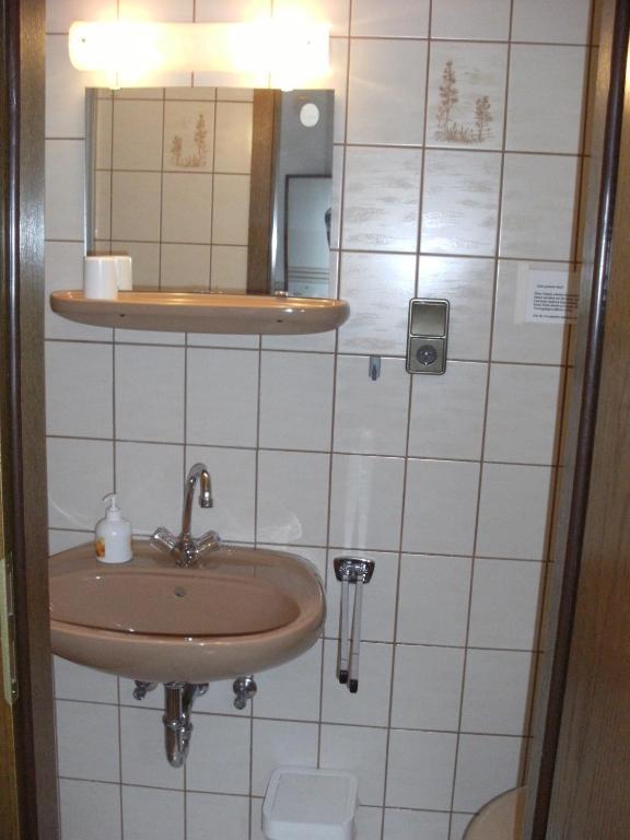 Haus Sonneneck Hotel Medebach Room photo