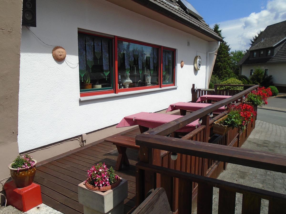 Haus Sonneneck Hotel Medebach Exterior photo